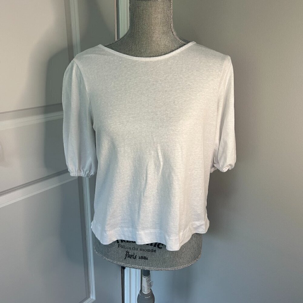 White Puff Sleeve Short Sleeve Top EUC Size M